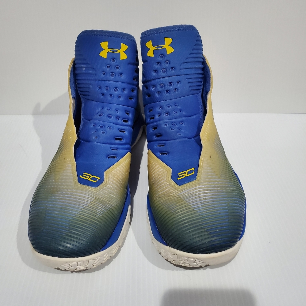 Curry Sneakers